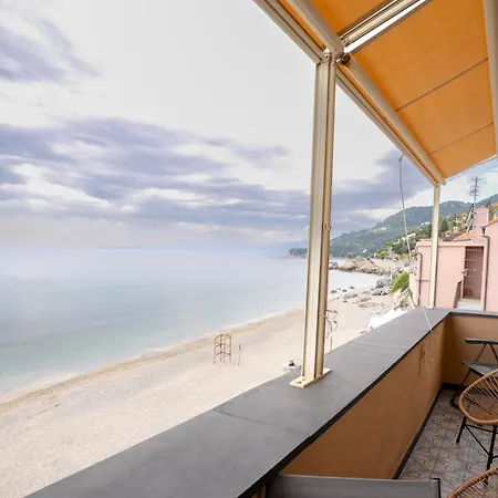 Apartment Liliana - Corallo - Trilocale Elegante Con Balcone Vista Mare - Accesso Diretto *