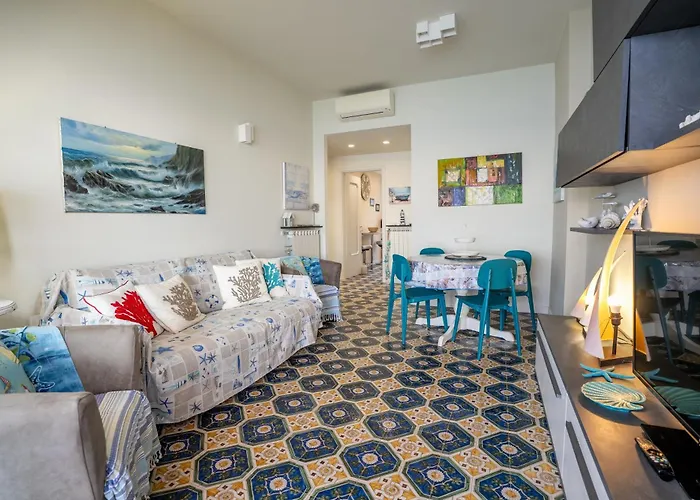 Apartamento Liliana - Corallo - Trilocale Elegante Con Balcone Vista Mare - Accesso Diretto