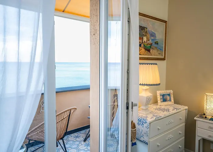 شقة Liliana - Corallo - Trilocale Elegante Con Balcone Vista Mare - Accesso Diretto