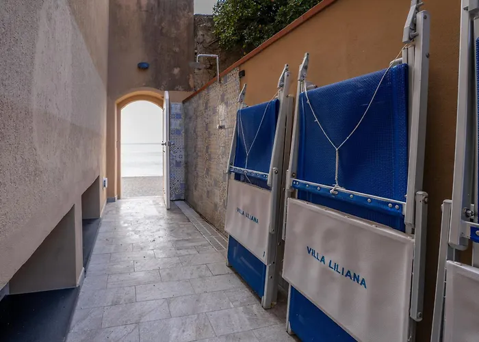 Liliana - Corallo - Trilocale Elegante Con Balcone Vista Mare - Accesso Diretto Lejlighed Varigotti