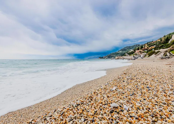 Liliana - Corallo - Trilocale Elegante Con Balcone Vista Mare - Accesso Diretto Apartamento